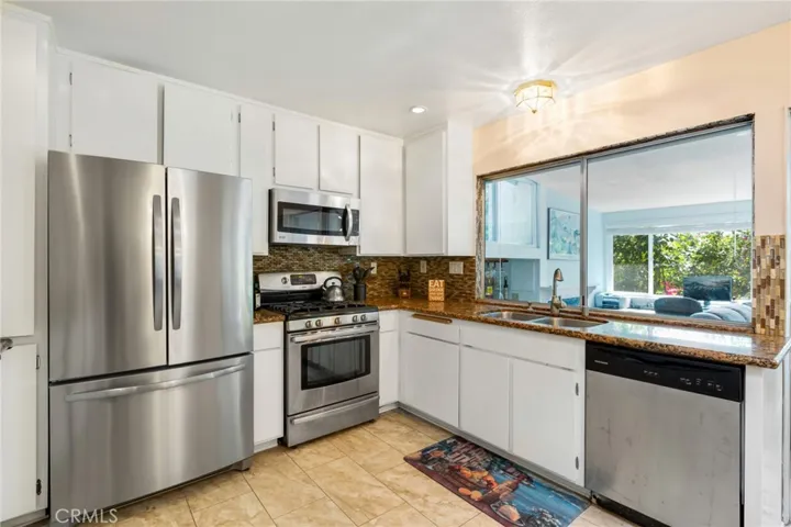 926 Bright Star Street, Thousand Oaks, California 91360