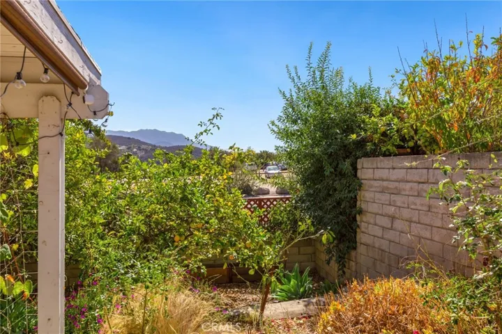 926 Bright Star Street, Thousand Oaks, California 91360