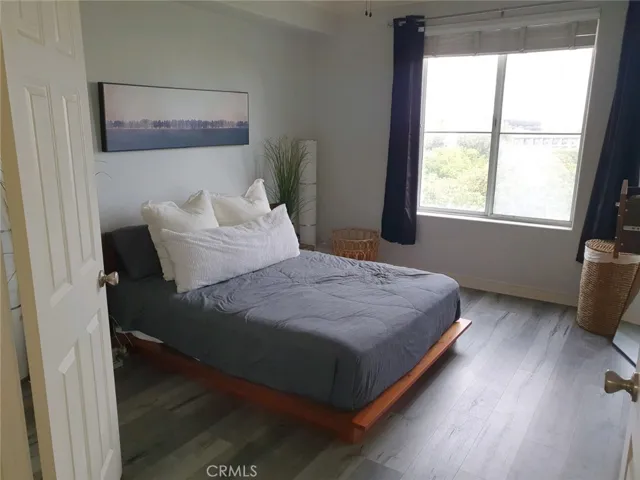 2243 Martin 307, Irvine, California 92612