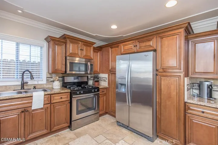 1871 Edgewood Drive, Simi Valley, California 93063
