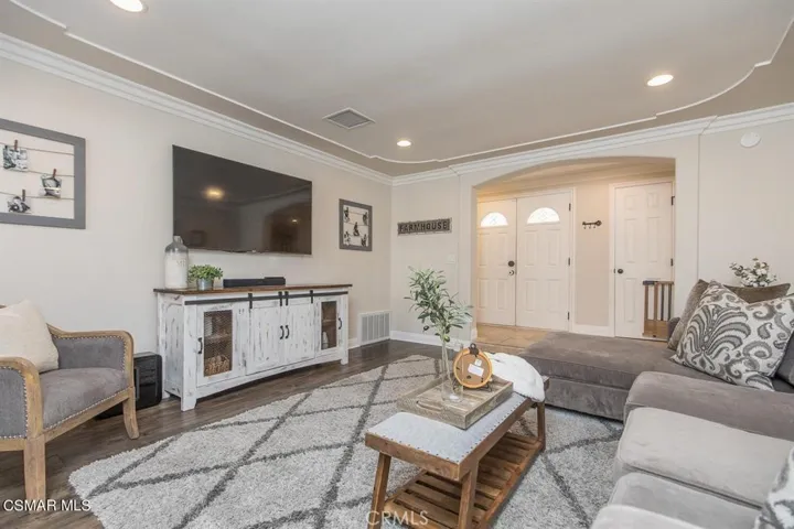 1871 Edgewood Drive, Simi Valley, California 93063