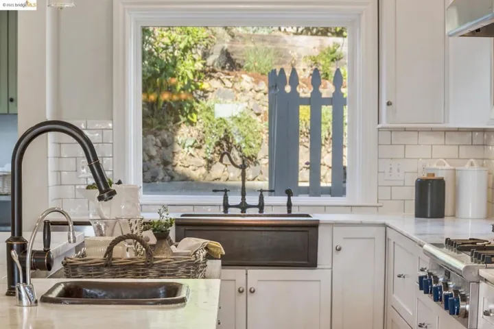 5636 Golden Gate Ave, Oakland, California 94618