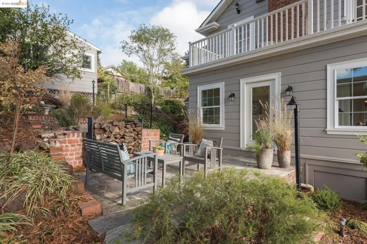 5636 Golden Gate Ave, Oakland, California 94618