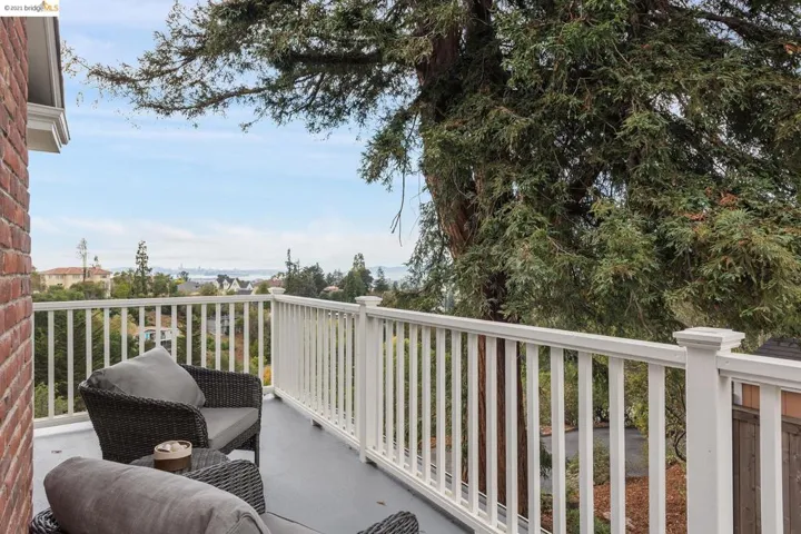 5636 Golden Gate Ave, Oakland, California 94618