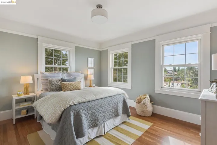 5636 Golden Gate Ave, Oakland, California 94618