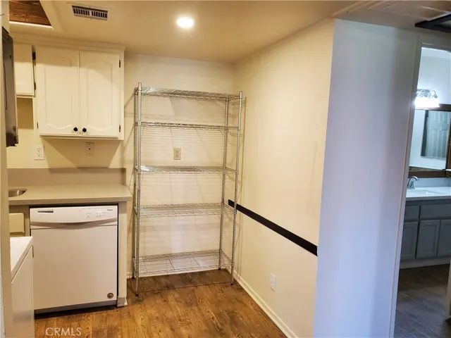 19258 Cottonwood Drive, Apple Valley, California 92308