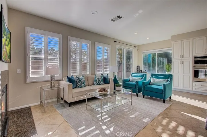 65 Frances Circle, Buena Park, California 90621