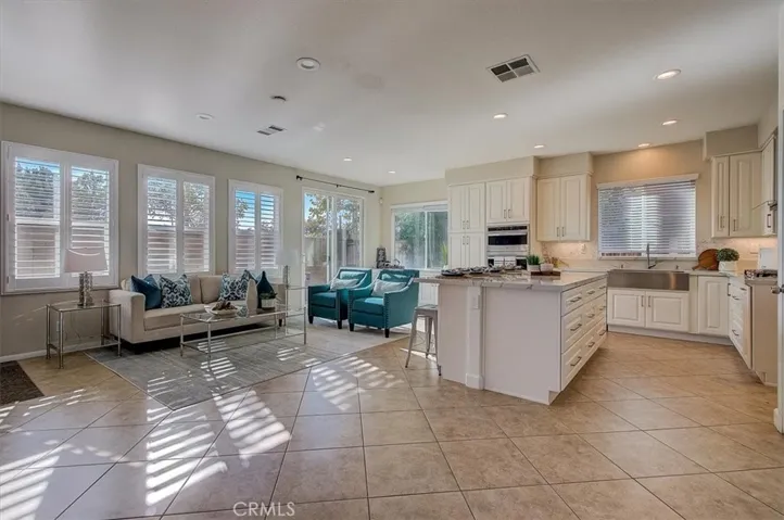 65 Frances Circle, Buena Park, California 90621