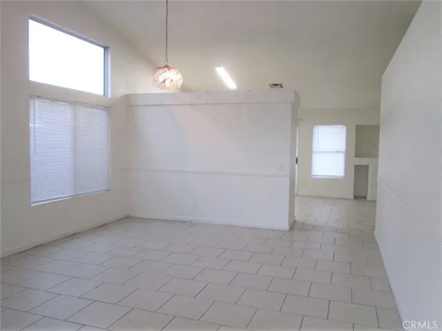 13684 W Nolina Drive, Hesperia, California 92344