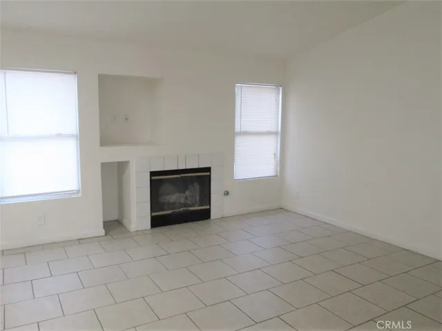 13684 W Nolina Drive, Hesperia, California 92344