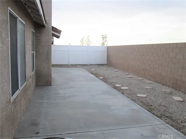 13684 W Nolina Drive, Hesperia, California 92344