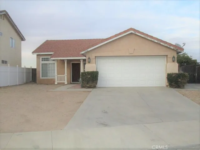 13684 W Nolina Drive, Hesperia, California 92344