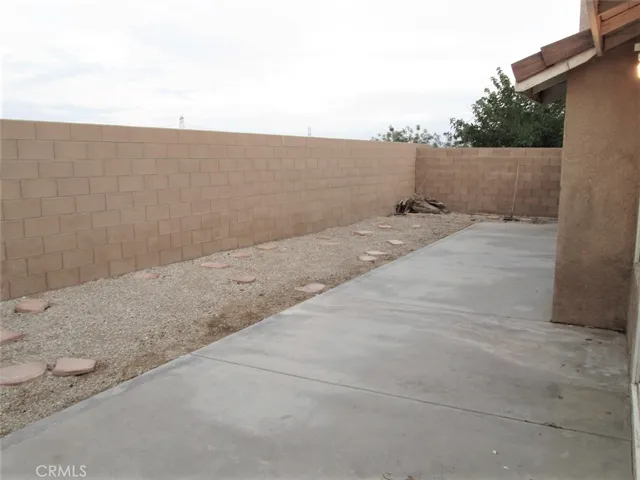 13684 W Nolina Drive, Hesperia, California 92344