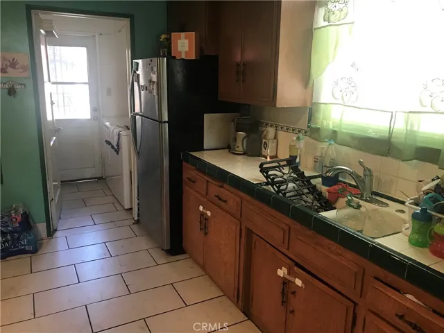 Kitchen 2