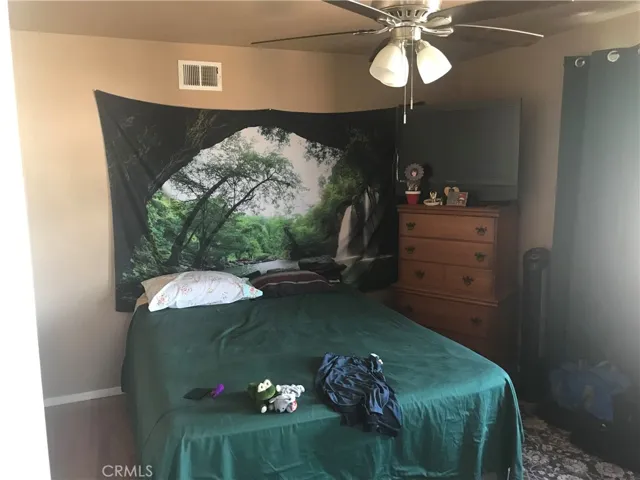 Upstairs Bedroom 1