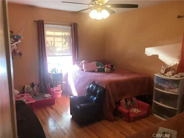 Downstairs Bedroom 1