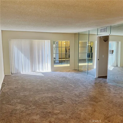 620 N Kenwood Street 213, Glendale, California 91206