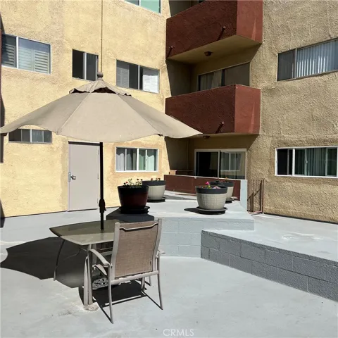 620 N Kenwood Street 213, Glendale, California 91206