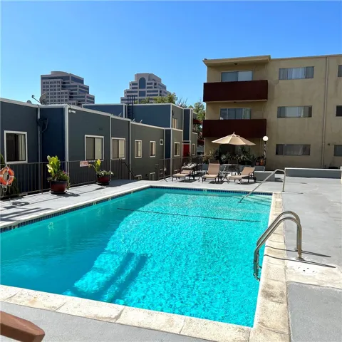 620 N Kenwood Street 213, Glendale, California 91206