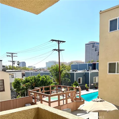 620 N Kenwood Street 213, Glendale, California 91206