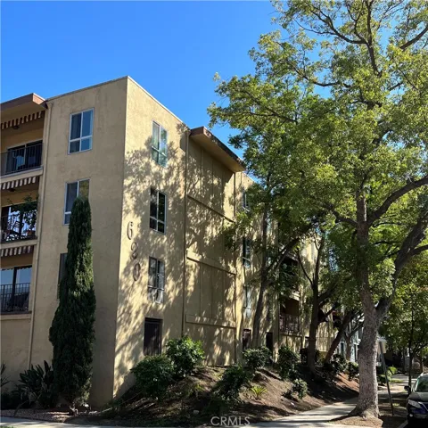 620 N Kenwood Street 213, Glendale, California 91206