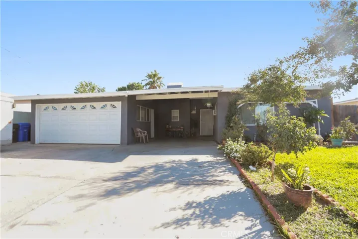 165 W Alru Street, Rialto, California 92376