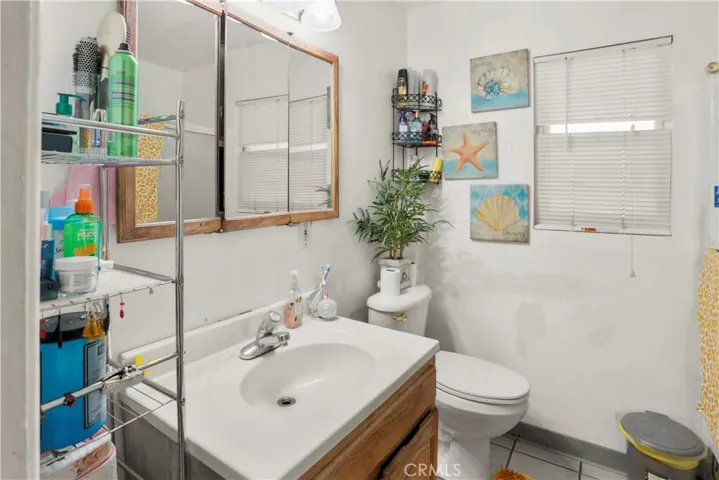 165 W Alru Street, Rialto, California 92376