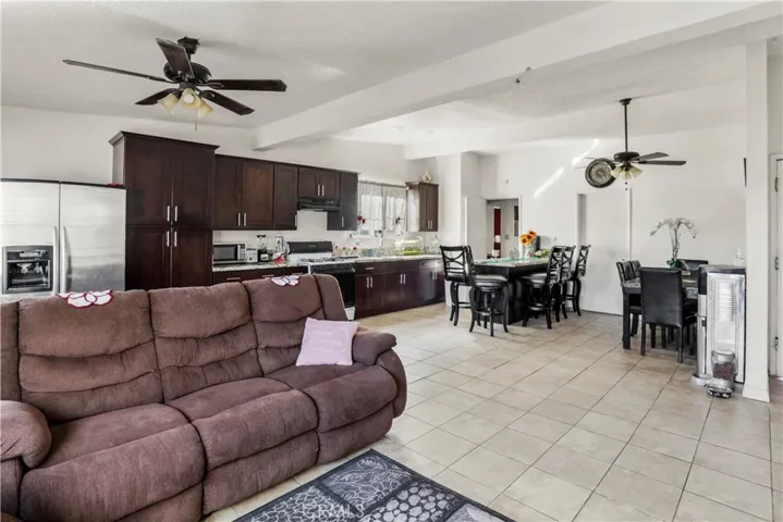 165 W Alru Street, Rialto, California 92376