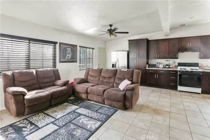 165 W Alru Street, Rialto, California 92376