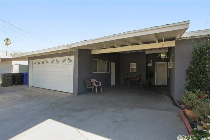 165 W Alru Street, Rialto, California 92376