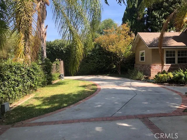 22938 Leonora Drive, Woodland Hills, California 91367