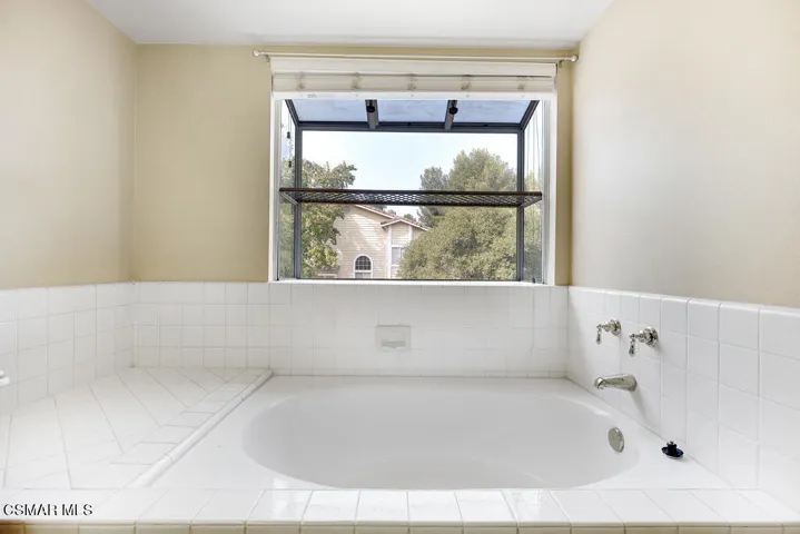 30993 Lexington Way - HsHProd-9