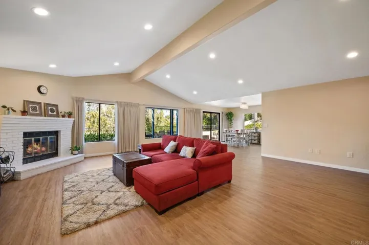 5410 Browning Road, Carlsbad, California 92008