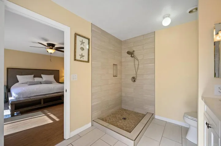 5410 Browning Road, Carlsbad, California 92008