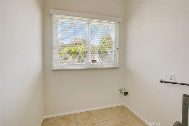 2464 Central Avenue, Riverside, California 92506