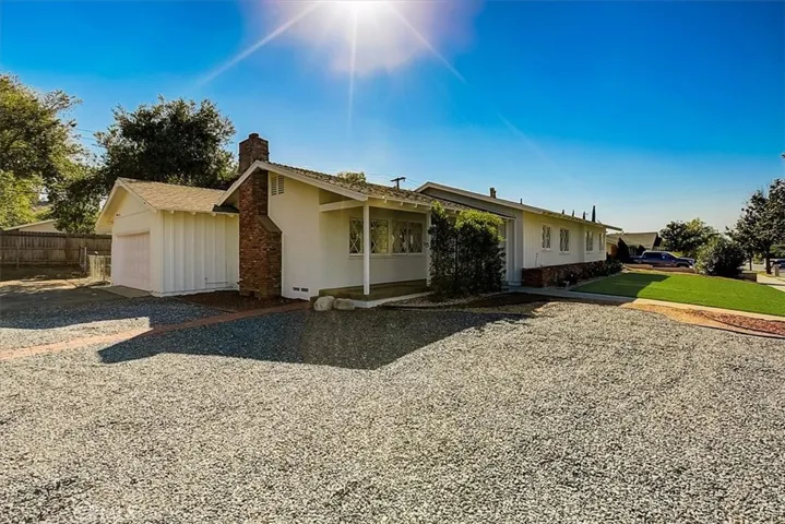 2464 Central Avenue, Riverside, California 92506