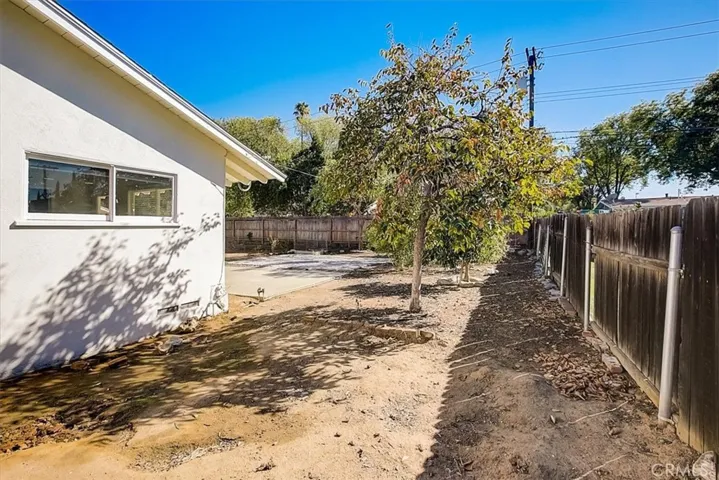 2464 Central Avenue, Riverside, California 92506