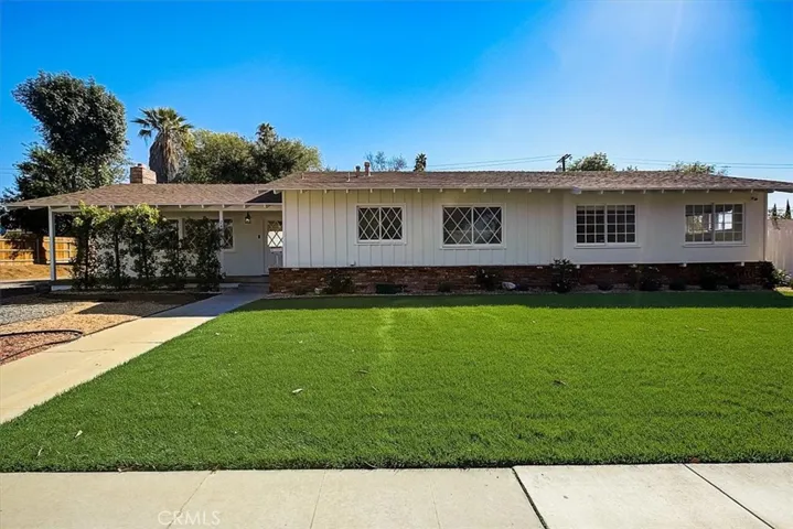 2464 Central Avenue, Riverside, California 92506