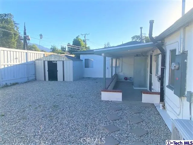 3781 Mountain View Avenue B, Pasadena, California 91107