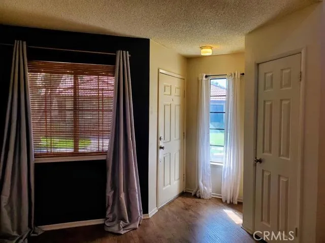 19258 Cottonwood Drive, Apple Valley, California 92308