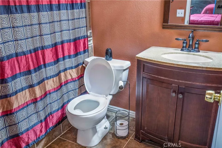 Masterbathroom