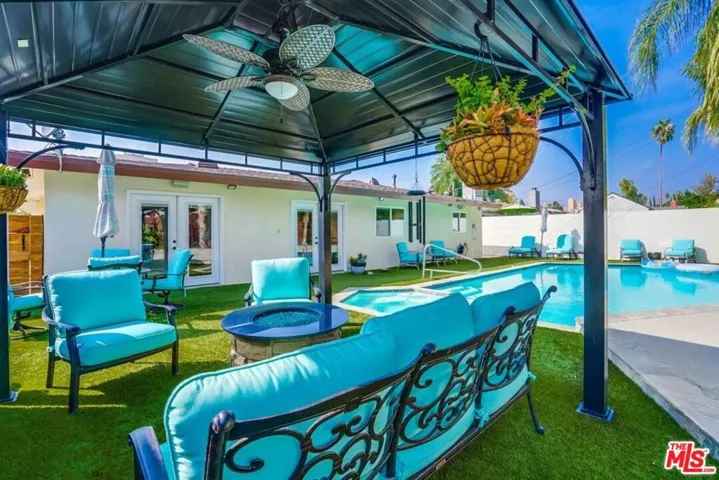 9338 Rhea Avenue, Northridge, California 91324