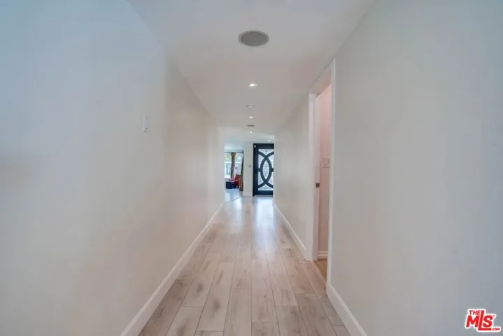 9338 Rhea Avenue, Northridge, California 91324