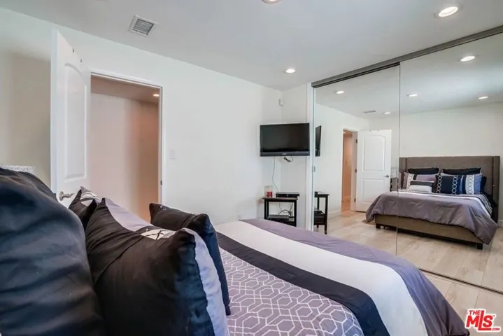 9338 Rhea Avenue, Northridge, California 91324
