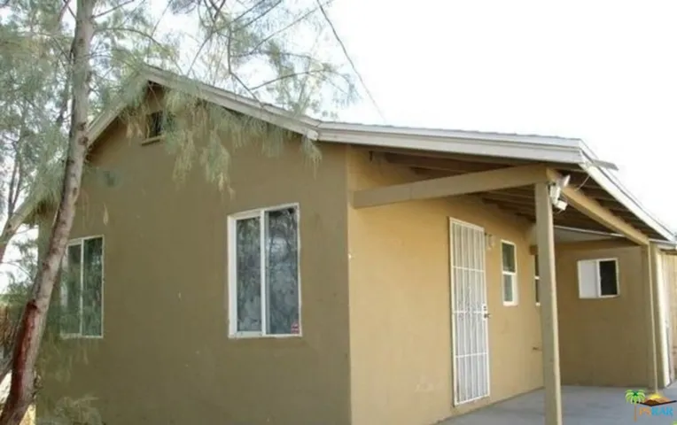 Side studio entry