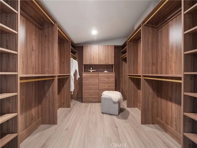 2176 Santa Ana Avenue, Costa Mesa, California 92627