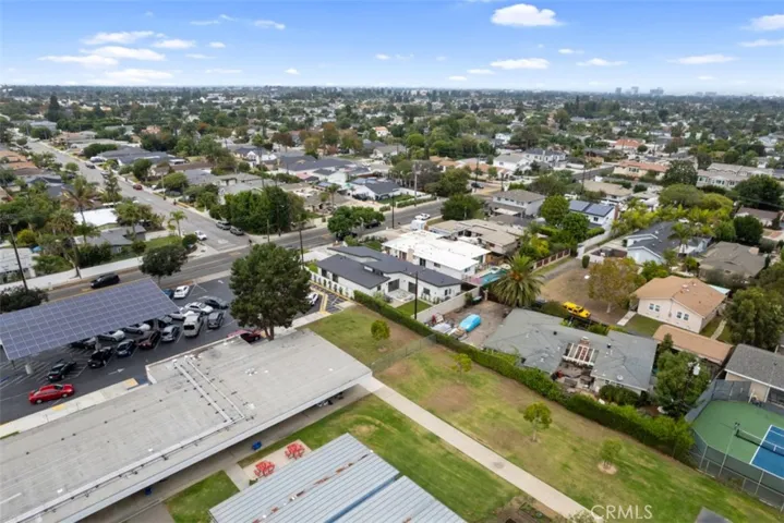 2176 Santa Ana Avenue, Costa Mesa, California 92627