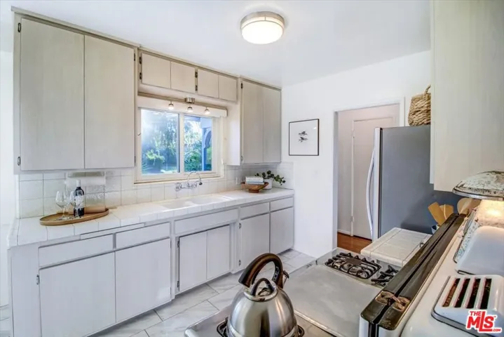 4078 Coolidge Avenue, Culver City, California 90066