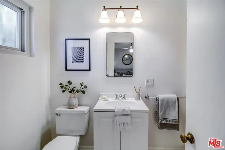 4078 Coolidge Avenue, Culver City, California 90066