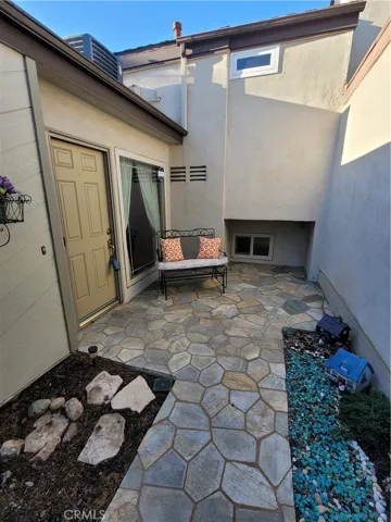 Private access to front door